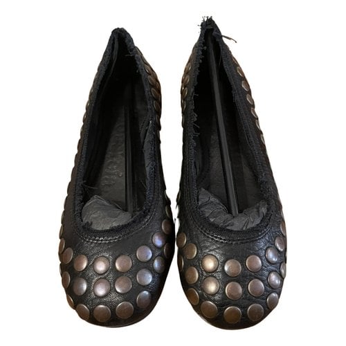 Pre-owned Pedro Garcia Leather Ballet Flats In Black