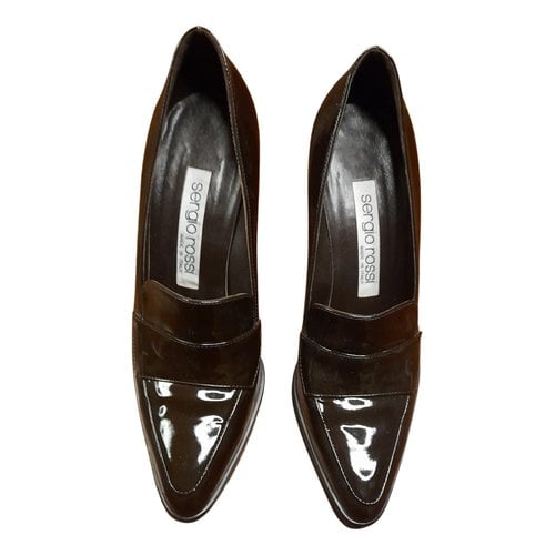 Pre-owned Sergio Rossi Patent Leather Flats In Brown