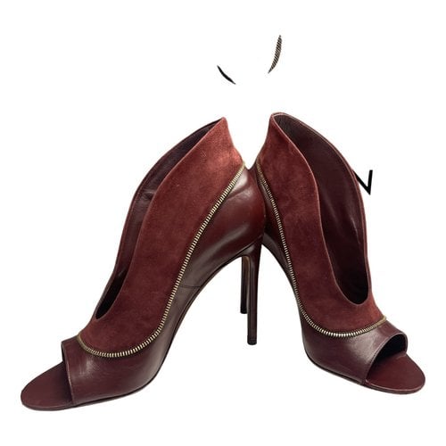 Pre-owned Louis Vuitton Leather Heels In Burgundy