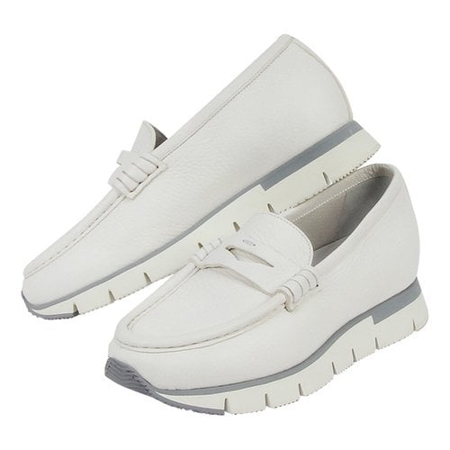 Pre-owned Santoni Leather Flats In White