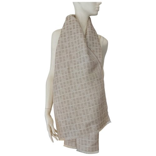 Pre-owned Fendi Linen Scarf In Brown