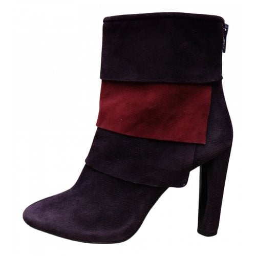 Pre-owned Stuart Weitzman Leather Ankle Boots In Purple