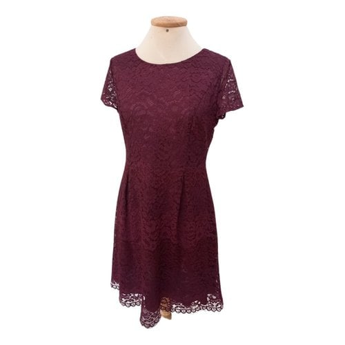 Pre-owned Hugo Boss Lace Mid-length Dress In Burgundy