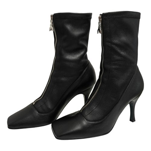 Pre-owned Patrizia Pepe Leather Ankle Boots In Black