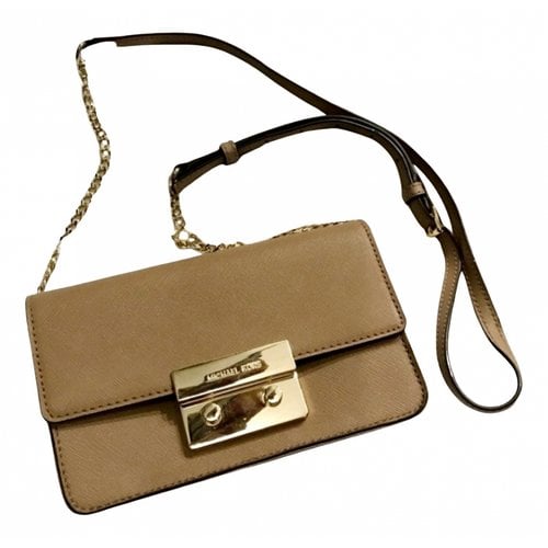 Pre-owned Michael Kors Leather Crossbody Bag In Camel