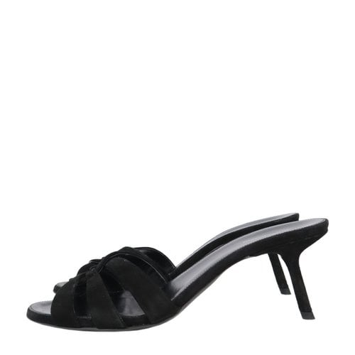 Pre-owned Victoria Beckham Leather Sandal In Black