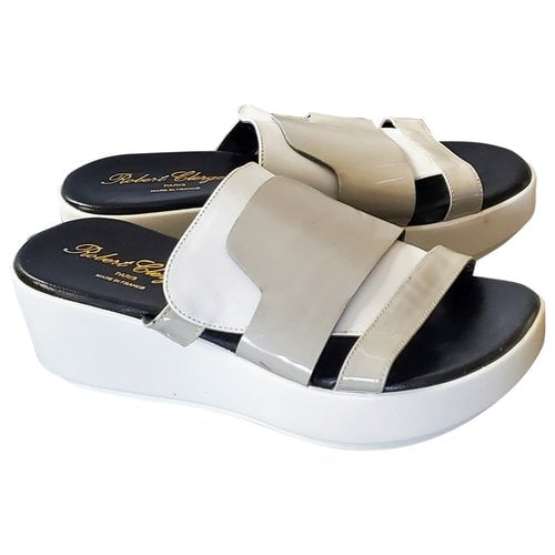 Pre-owned Robert Clergerie Leather Sandal In Multicolour