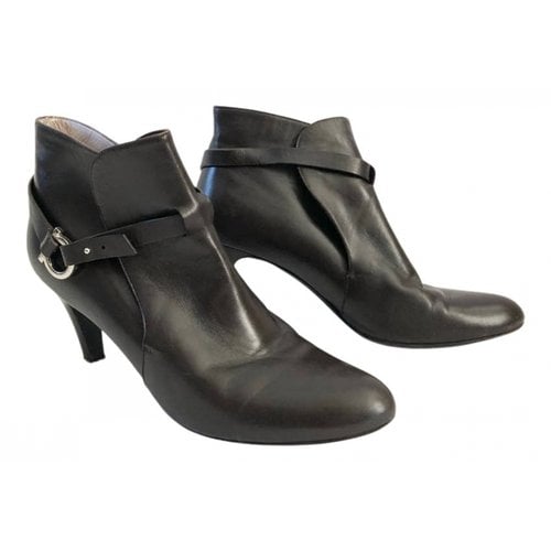 Pre-owned Ferragamo Leather Ankle Boots In Brown