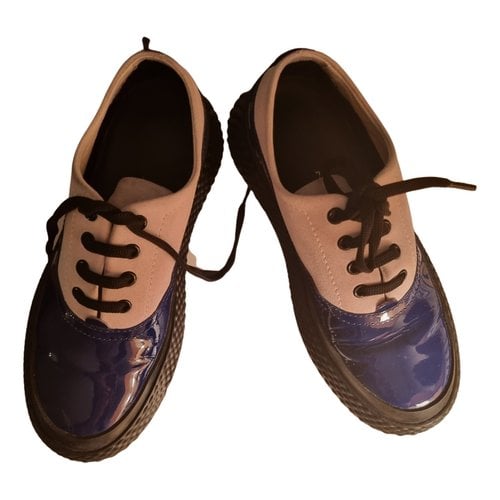 Pre-owned Emporio Armani Leather Trainers In Blue