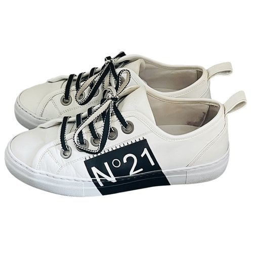 Pre-owned N°21 Leather Trainers In White