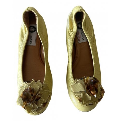 Pre-owned Lanvin Leather Ballet Flats In Yellow