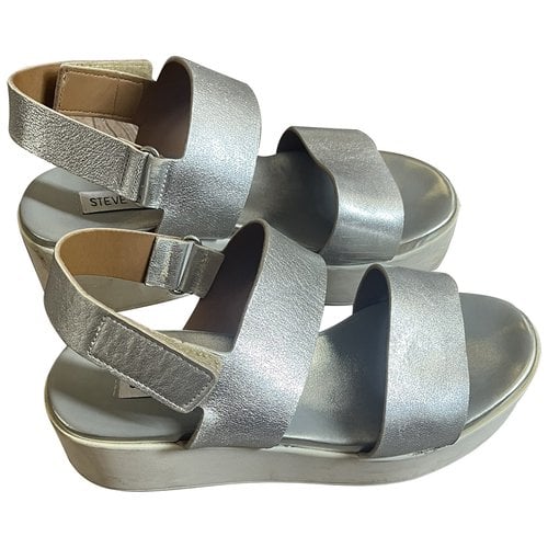 Pre-owned Steve Madden Leather Mules In Silver