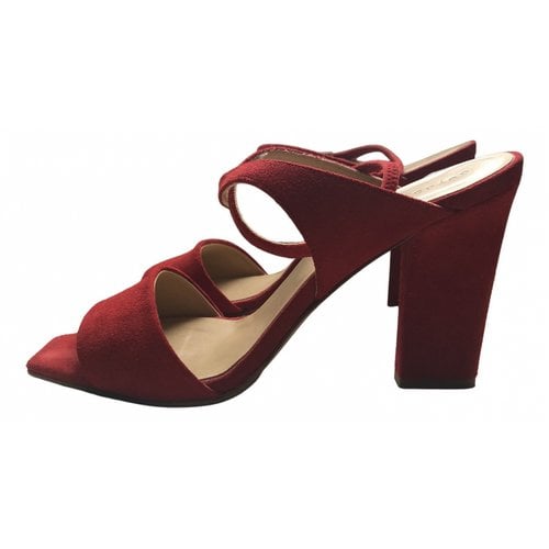Pre-owned Aeyde Leather Sandals In Red