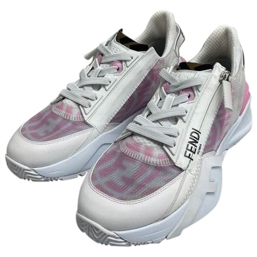 Pre-owned Fendi Flow Leather Trainers In Pink