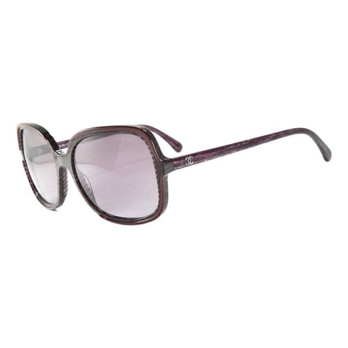 Pre-owned Chanel Sunglasses In Burgundy