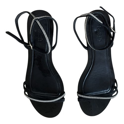 Pre-owned Ba&sh Shearling Sandals In Black