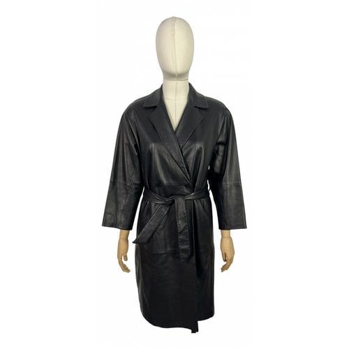 Pre-owned Max Mara Atelier Leather Trench Coat In Black