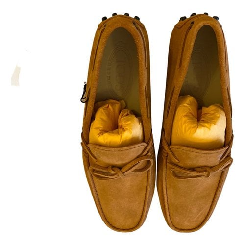 Pre-owned Tod's Gommino Flats In Orange