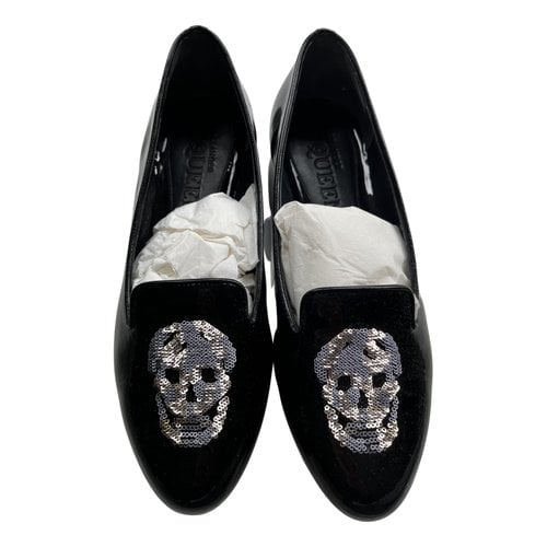 Pre-owned Alexander Mcqueen Patent Leather Flats In Black