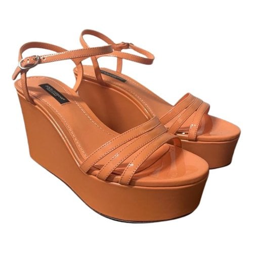 Pre-owned Dolce & Gabbana Leather Sandals In Orange