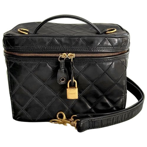 Pre-owned Chanel Vanity Patent Leather Crossbody Bag In Black