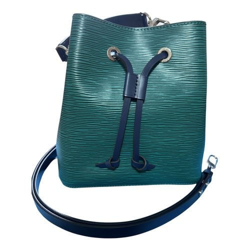 Pre-owned Louis Vuitton Néonoé Bb Leather Handbag In Green