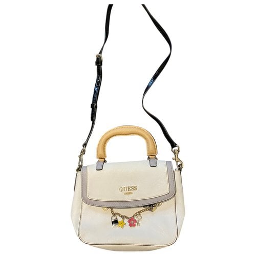 Pre-owned Guess Handbag In White