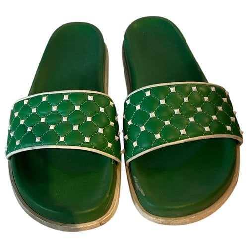 Pre-owned Valentino Garavani Leather Sandals In Green