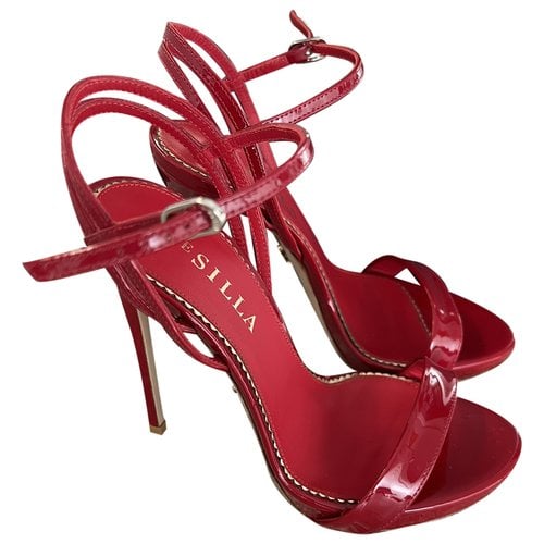 Pre-owned Le Silla Patent Leather Sandal In Red