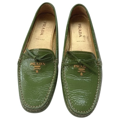 Pre-owned Prada Chocolate Patent Leather Flats In Green