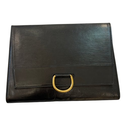 Pre-owned Louis Vuitton Leather Clutch Bag In Black