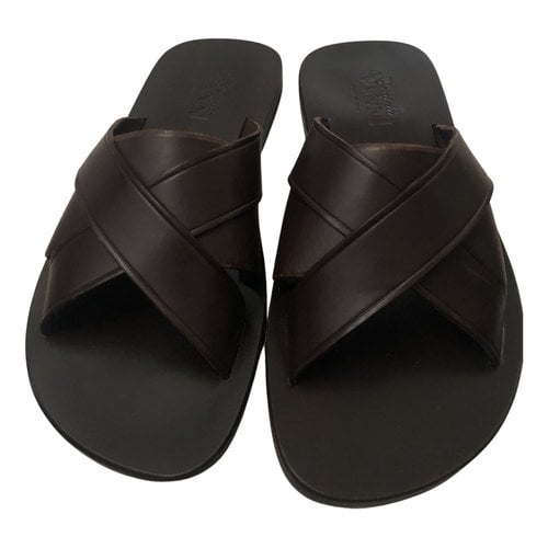 Pre-owned Flip Flop Leather Sandals In Brown