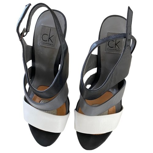 Pre-owned Calvin Klein Patent Leather Sandals In Black