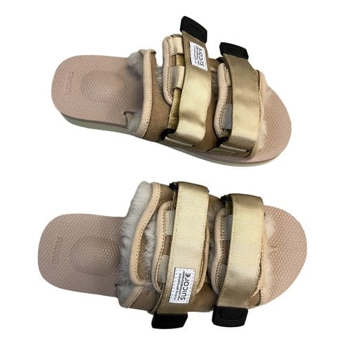 Pre-owned Suicoke Mules In Gold