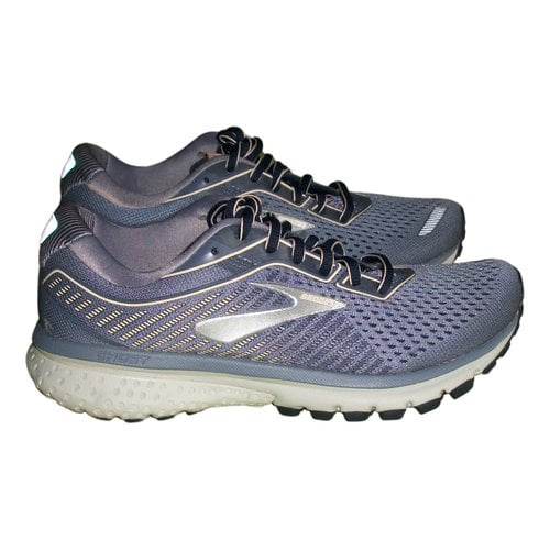 Pre-owned Brooks Trainers In Grey