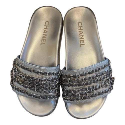Pre-owned Chanel Leather Mules In Silver