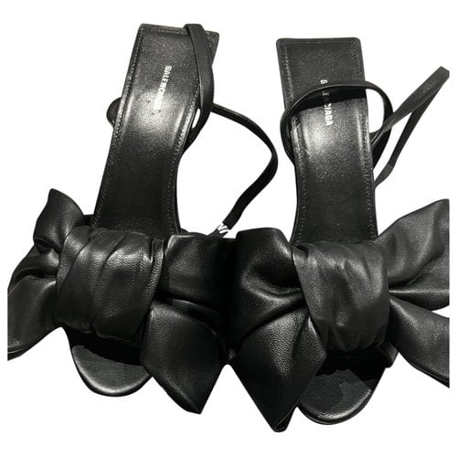 Pre-owned Balenciaga Leather Sandals In Black
