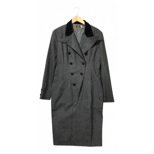 Pre-owned Fendi Coat In Grey