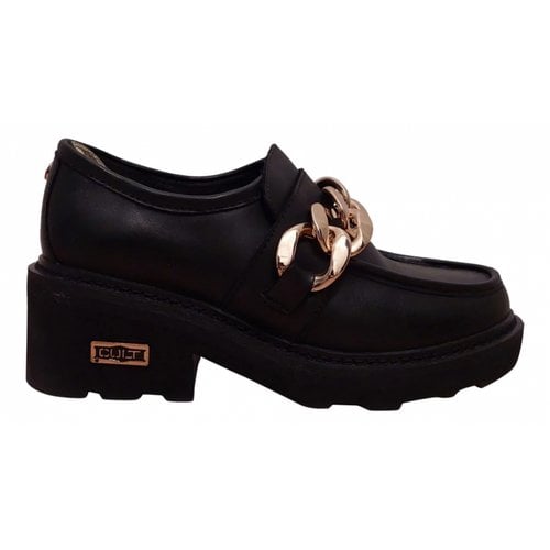 Pre-owned Cult Leather Flats In Black