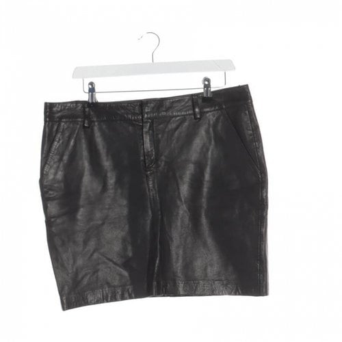 Pre-owned Marc O'polo Leather Skirt In Black
