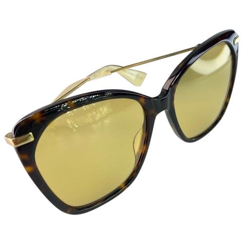 Pre-owned Gucci Aviator Sunglasses In Yellow
