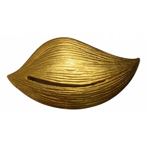 Pre-owned Courrèges Pin & Brooche In Gold