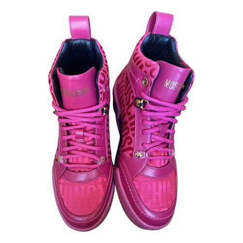 Pre-owned Moschino Trainers In Pink