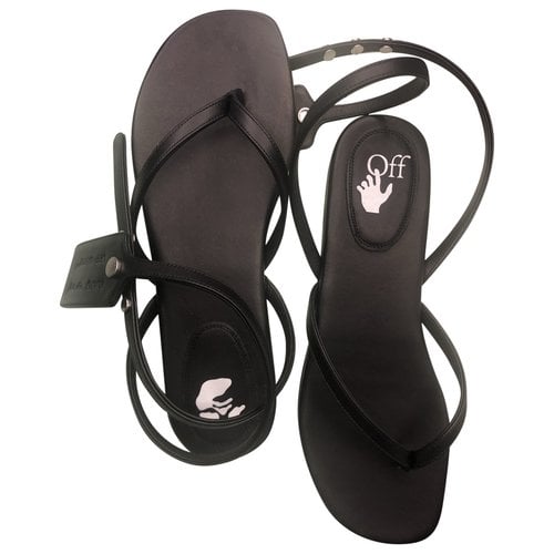 Pre-owned Off-white Leather Flip Flops In Black
