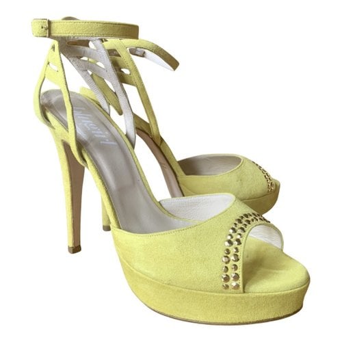 Pre-owned Blumarine Sandals In Yellow