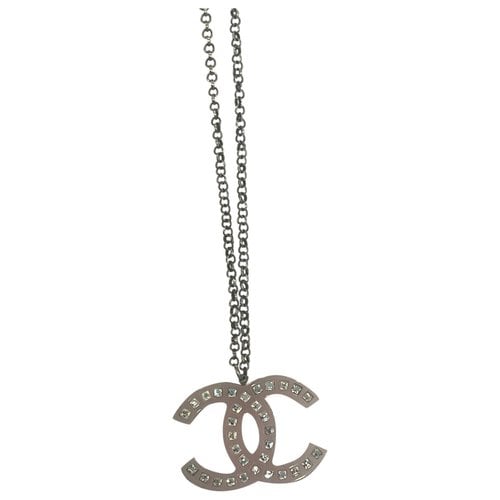 Pre-owned Chanel Cc Necklace In Silver