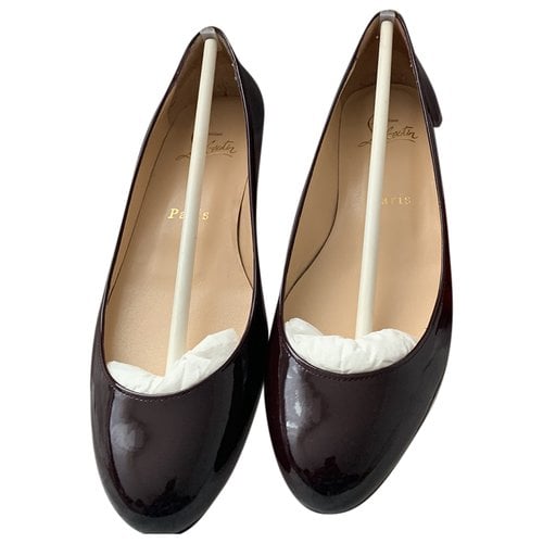Pre-owned Christian Louboutin Leather Ballet Flats In Burgundy