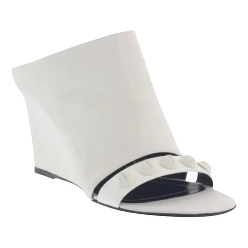 Pre-owned Balenciaga Leather Mules In White