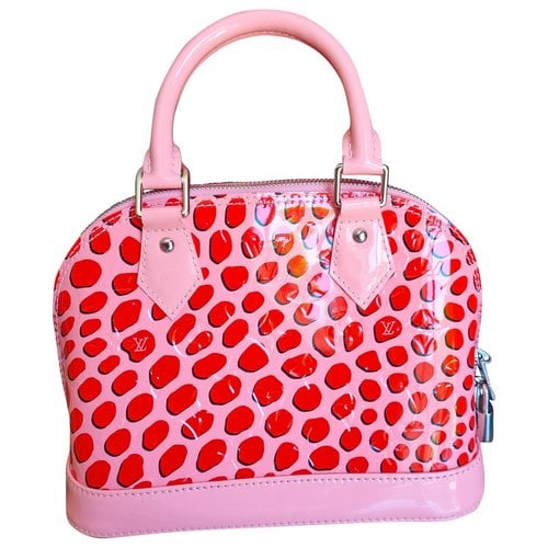 Pre-owned Louis Vuitton Alma Bb Patent Leather Handbag In Pink