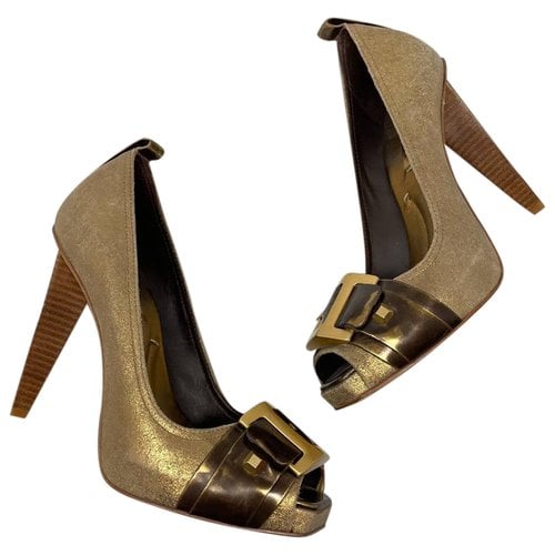 Pre-owned Bcbg Max Azria Leather Heels In Gold